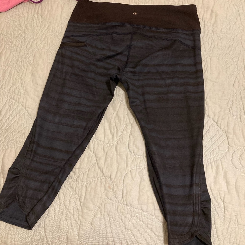 Lululemon capri like new used ones